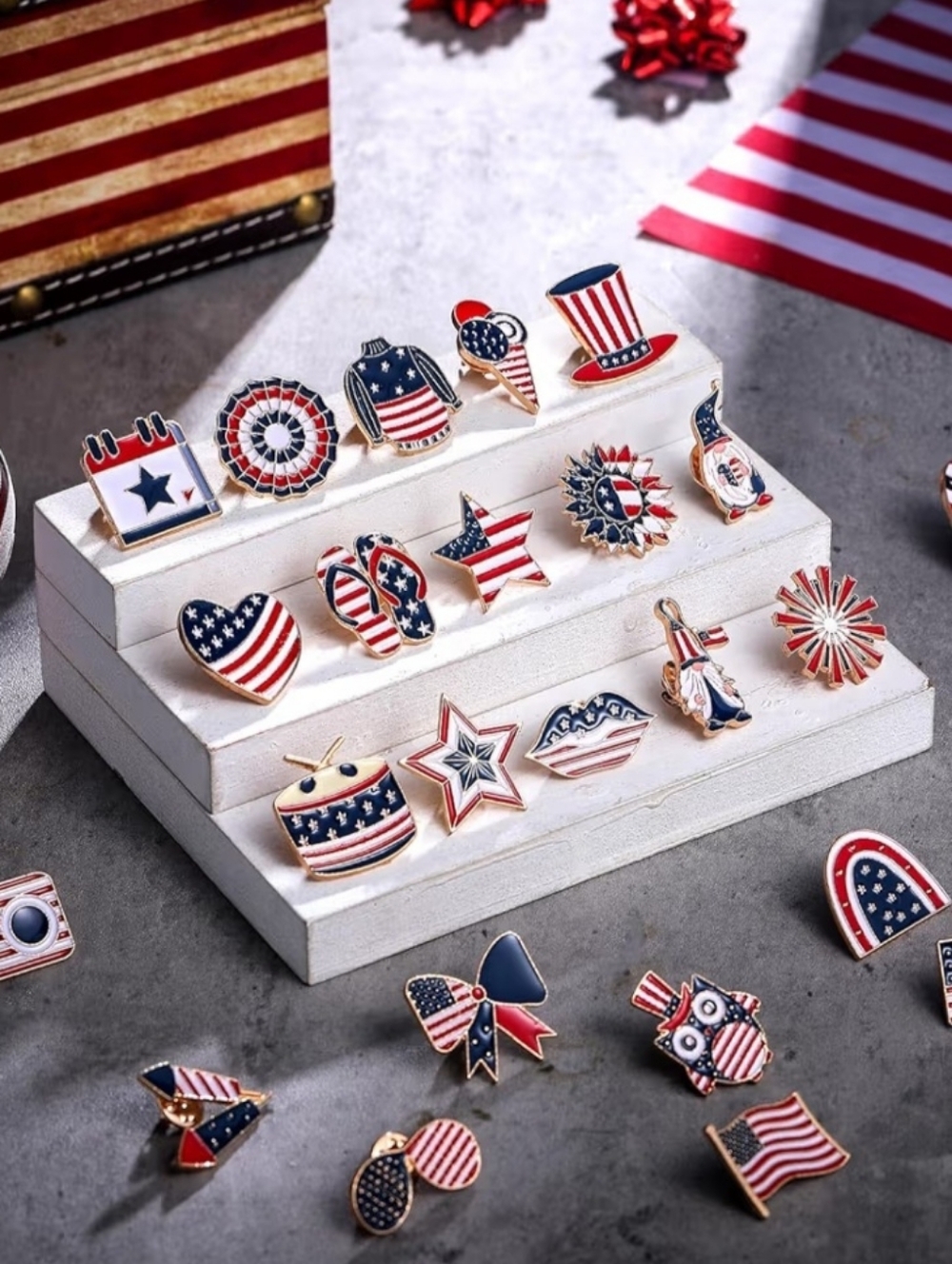 Patriotic Enamel Pin - Red, White & Blue 🇺🇸